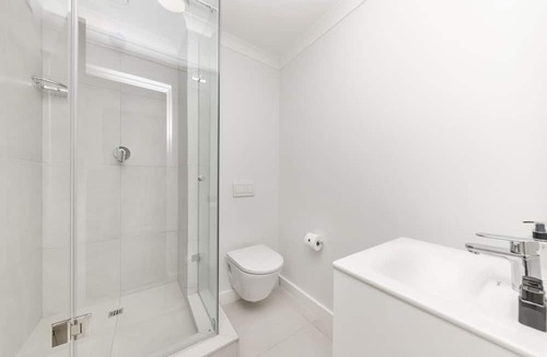 Claremont Apartment | Newlands Peak 801, Newlands