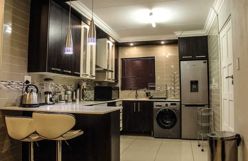 Flora Park Apartment | Semeni Asante Apartment