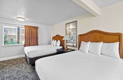 College Park Hotel | Rose Garden Inn - San Jose Airport