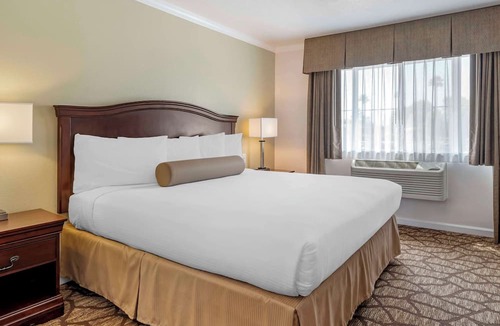 Salinas Hotel | Best Western Salinas Monterey Hotel