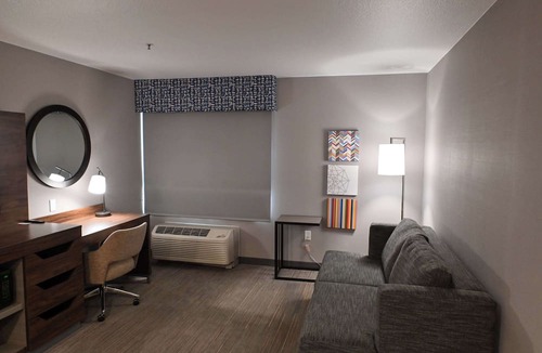 Fremont Hotel | Hampton Inn Fremont