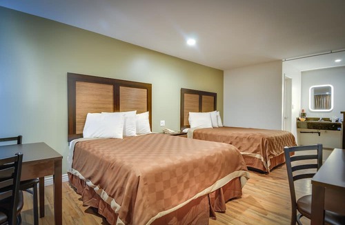 Snail Hotel | Vagabond Inn Sunnyvale