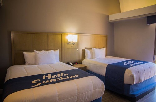 South Fair Oaks Hotel | Days Inn by Wyndham Redwood City
