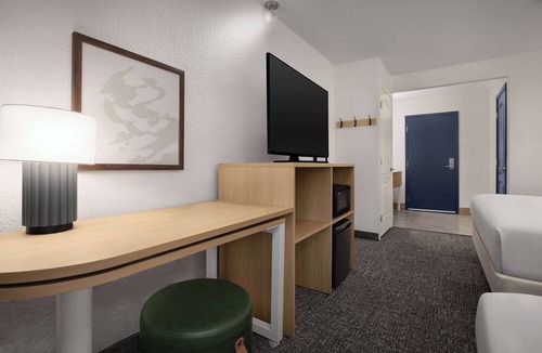 North San Jose Hotel | Spark by Hilton San Jose Airport
