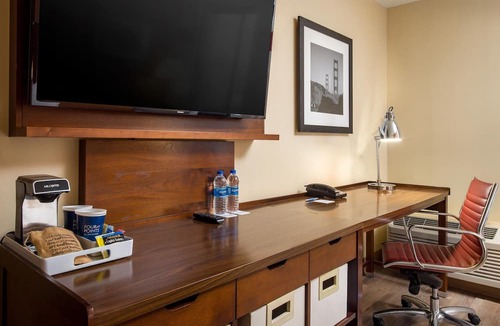 Emeryville Hotel | Four Points by Sheraton San Francisco Bay Bridge