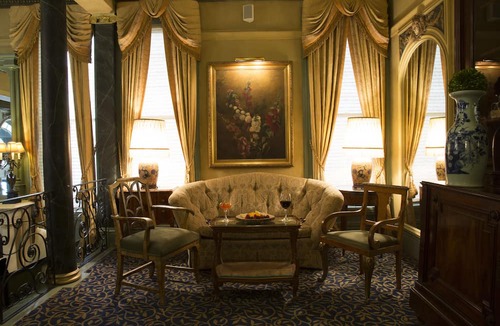 Lower Pacific Heights Hotel | Hotel Majestic