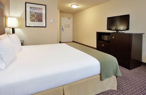 Union City Hotel | Holiday Inn Express Union City (San Jose) by IHG