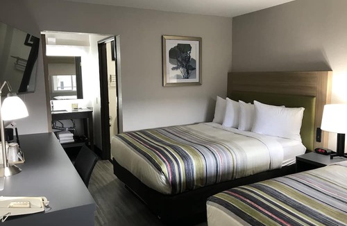 Marina Hotel | Country Inn & Suites by Radisson, Monterey Beachfront-Marina, CA