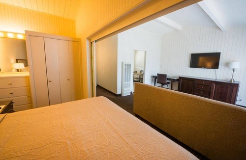 Los Gatos Hotel | Los Gatos Lodge