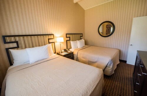 Los Gatos Hotel | Los Gatos Lodge
