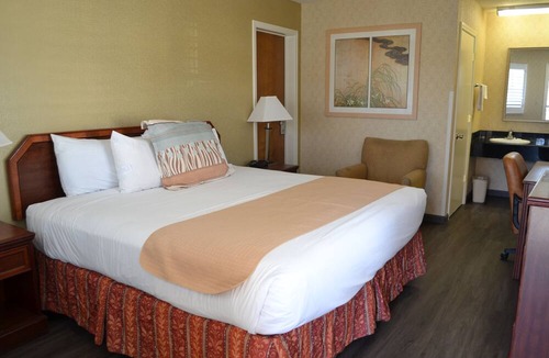 Newhall Hotel | Valley Inn San Jose