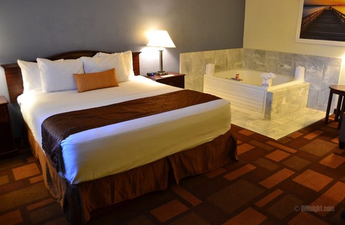 Lodi Hotel | Days Inn & Suites by Wyndham Lodi