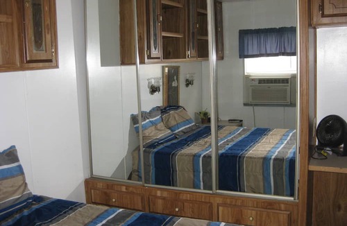 Nicolaus RV Rental | Lake Minden RV Resort-Campground