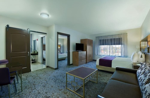 Rohnert Park Hotel | Oxford Suites Sonoma County