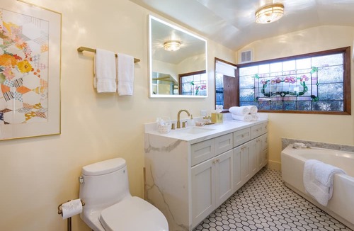 Half Moon Bay Bed & Breakfast | Mill Rose Inn