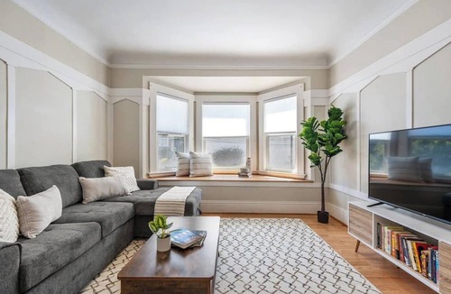 Richmond District Apartment | Classic Richmond Flat with 1BR/1BA Comfort Near Golden Gate Park, Lincoln Park & Dining Corridors