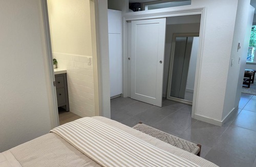 Lexington Hills Apartment | Modern Mountain Guest Suite