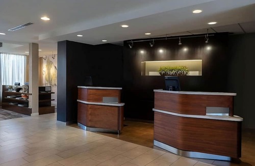 Pleasant Hill Hotel | Your Home Away From Home! 2 Modern Units, Near Calypso Cabanas, Pet-Friendly