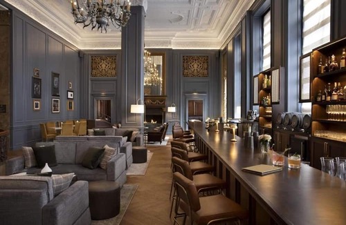 Union Square Hotel | Indulge in The Perfect Blend of Luxury and Convenience! Pet-friendly Property