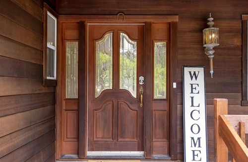 Fort Bragg House | A luxurious vacation rental just minutes away from the beach!
