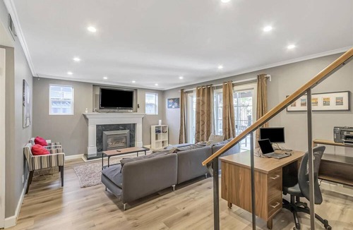 Berryessa House | 2 Living rooms+XL bedrooms+Patio&Grill+3 BA!