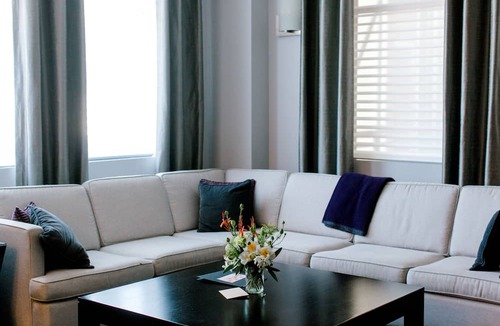 Healdsburg Apartment | Three-Bedroom Hotel Suites in Downtown Healdsburg
