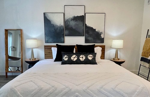 Walnut Creek Apartment | Walkable Walnut Creek with Rooftop Hot Tub