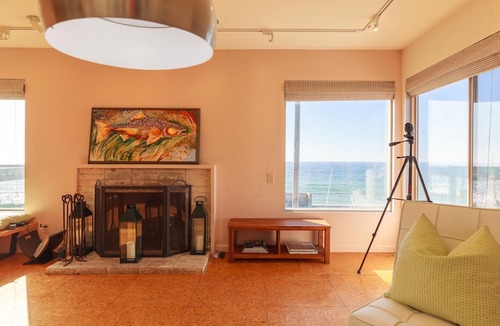 Sharp Park Apartment | Beachfront Ocean Views 20 mins to San Francisco! (Neptune 3)