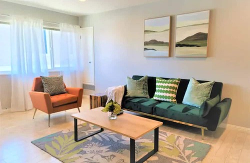 University South Condo | Your Oasis Awaits - Downtown PA Near Stanford 2 bd #657