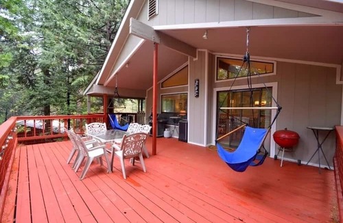 Glencoe House | Spacious Mountain Home-AC/Heating, Hot Tub, Dog Friendly, Game Room w/arcade