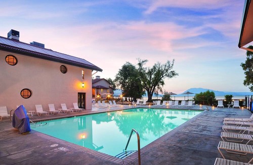 Nice Resort | Largest freshwater lake!