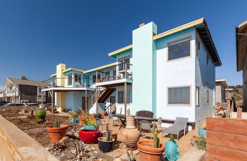 Sharp Park Apartment | Beachfront Ocean Views 20 mins to SF! (Neptune 1)