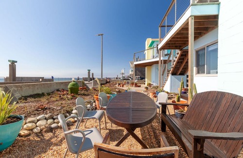 Sharp Park Apartment | Beachfront Ocean Views 20 mins to SF! (Neptune 1)