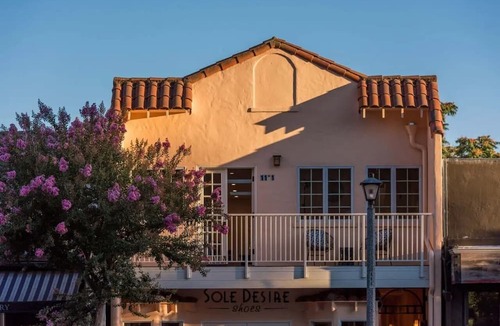 Sonoma Apartment | Luxury Apartment on the Sonoma Plaza