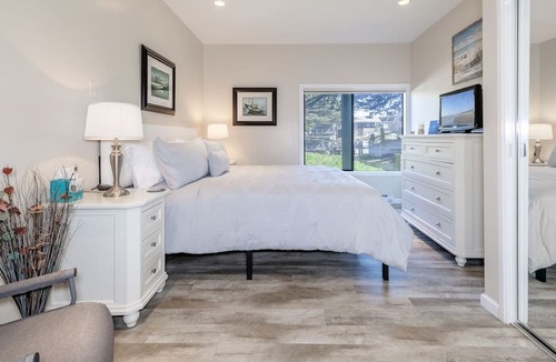 Watsonville Condo | Pajaro Dunes Resort: Extraordinary Luxury At The Beach! Sleeps 6