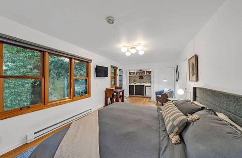 Mill Valley Apartment | Cozy Studio 2 Blocks from Downtown Mill Valley