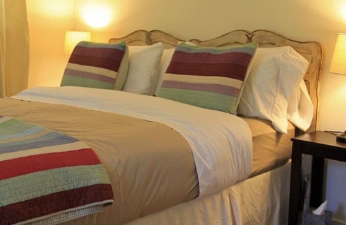 Kenwood House | Spa, Bocce, Bbq Kitchen, Walk or Bike to Wineries, Bikes Included