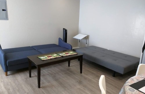 South San Francisco Apartment | New remodeled 3-bedroom South San Francisco home