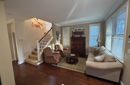 Yountville House | Beautiful 3-bedroom house in Yountville two blocks from Downtown