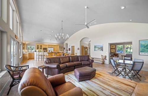 Kenwood House | Vineyard Villa w/Pool, Spa & Bocce Ball +Mins to Park & Dining | Lawndale Manor