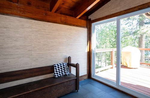 Dollar Point House | Log Cabin Offers Peek of Lake, Perfect Escape in Tahoe City