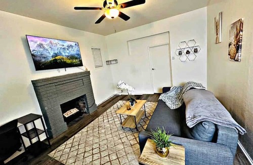 Midtown Sacramento Apartment | Backyard Bliss - Summer BBQs and Firepit Nights