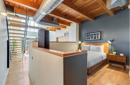 San Jose Condo | Santana Row Properties #9 - Silicon Valley Getaway: Escape the Ordinary!