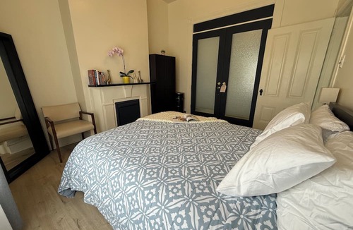 Mission District Apartment | Spacious 3 Bedrooms,2 baths with an Office in the Mission near Castro