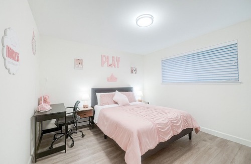 Sunnyvale West Apartment | Cupertino 2BR w/AC/Washer/Dryer/EV on 1F