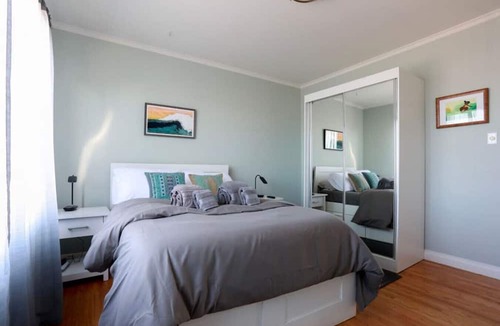 Parkside Apartment | Quaint 2BR/1BA Apt - 7 min walk to Ocean Beach