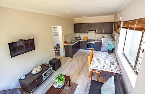 Melkbosstrand Apartment | Modern Cozy Apartment near beach in Cape Town SA.