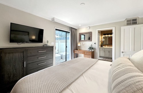 Vichy Springs Condo | Stylish Napa Retreat | Patio W/D 10 Min to DT