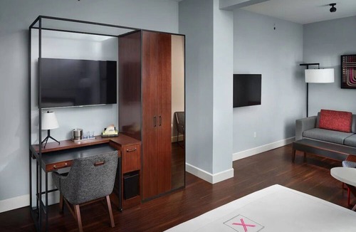 Union Square Hotel | San Francisco Getaway: Historic Style & Contemporary Tech, 3 Units