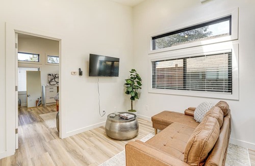 Pinole Apartment | Bay Area Apt w/Patio: Near Parks & Hiking!